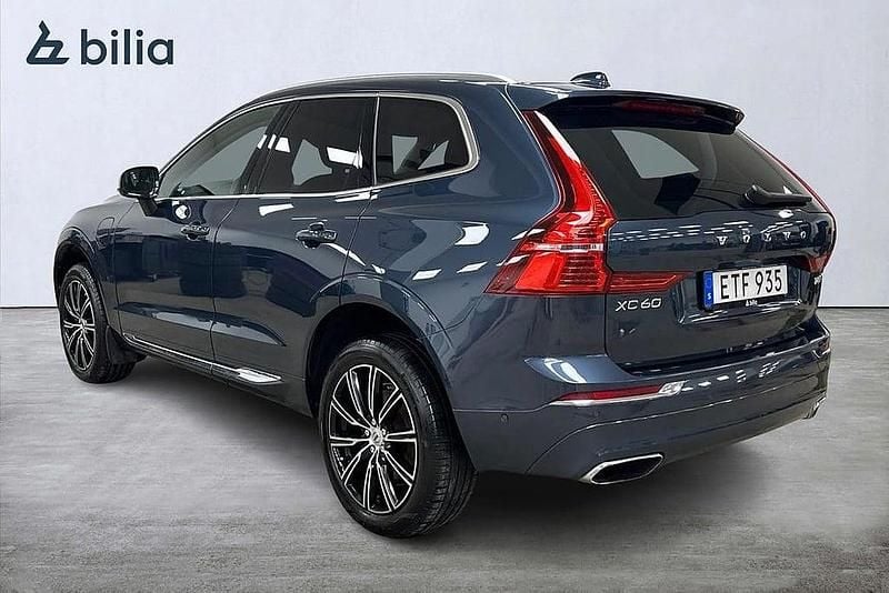 Begagnad Volvo XC60 Inscription 407 HK (299 kW) 2017 Blå SUV