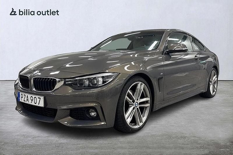 Ljusbrun Begagnad 2017 BMW 430 M Sport Sportkupé | 299 900 kr (Marknadspris) - Bild 1/3