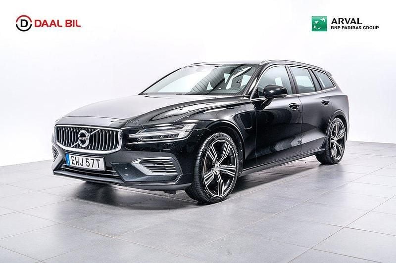 Begagnad Volvo V60 Inscription 340 HK (250 kW) 2020 Svart Kombi