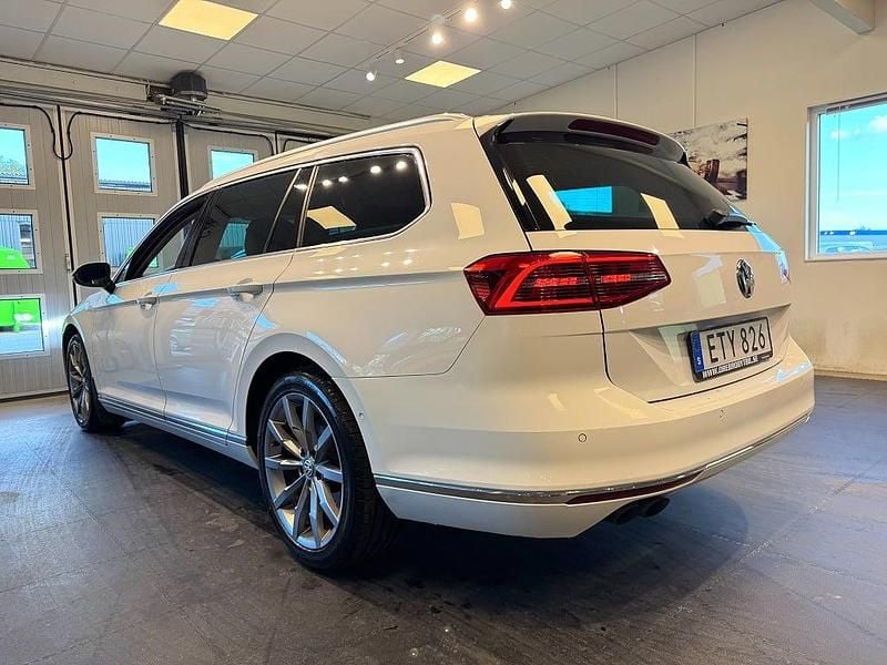 Begagnad VW Passat GT 191 HK (140 kW) 2015 Vit Kombi