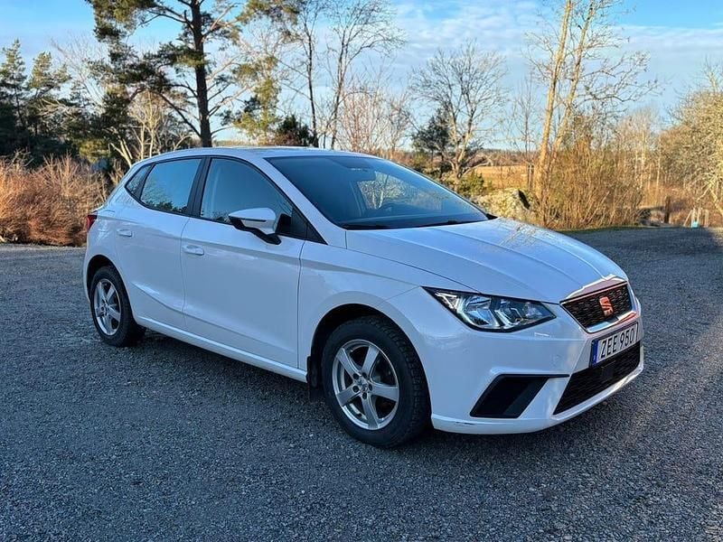 Begagnad 2018 Seat Ibiza Halvkombi | 94 900 kr (Bra pris) - Bild 1/4