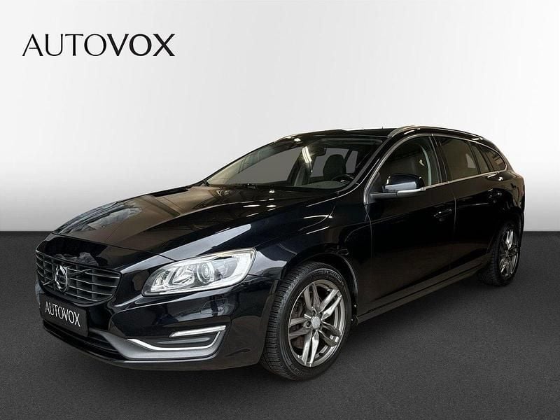Svart Begagnad 2014 Volvo V60 SE Kombi | 179 900 kr (Lite dyr) - Bild 1/4