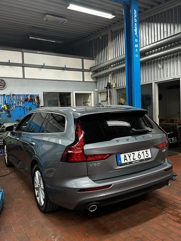 Begagnad Volvo V60 190 HK (139 kW) 2019 Kombi