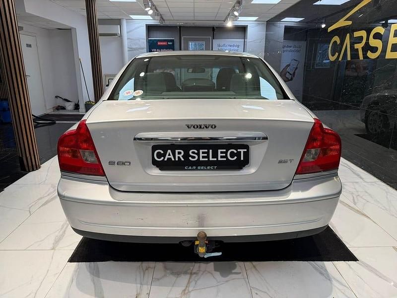 Begagnad Volvo S80 214 HK (157 kW) 2004 Grå Sedan