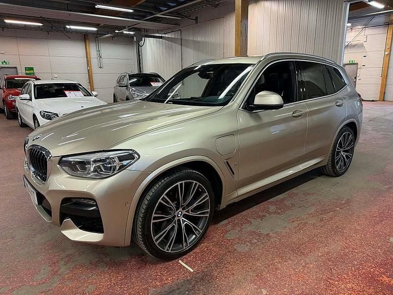 Begagnad BMW X3 M Sport 184 HK (135 kW) 2020 Ljusgrå SUV