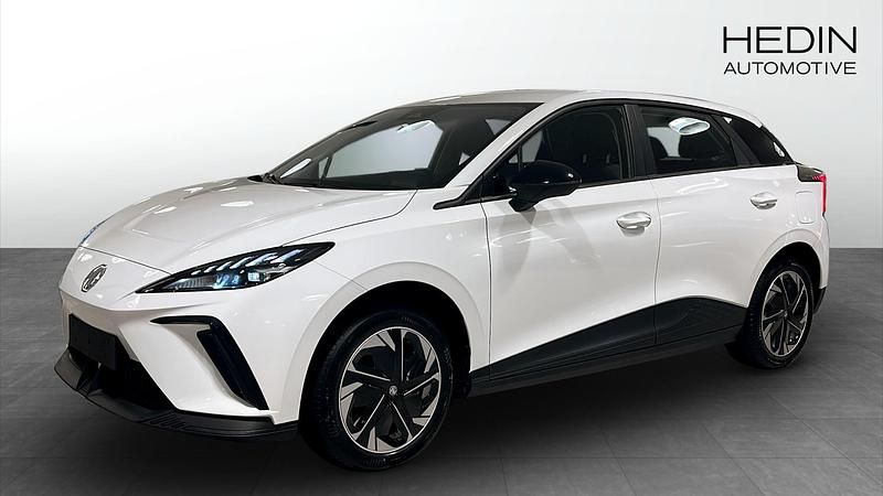 Begagnad 2024 MG MG4 EV Halvkombi | 299 990 kr (Lite dyr) - Bild 1/4