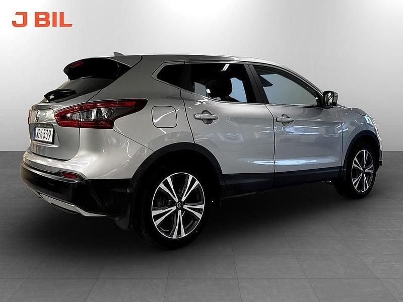 Begagnad Nissan Qashqai 116 HK (85 kW) 2018 Silver SUV