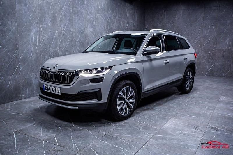 Begagnad Skoda Kodiaq Style 190 HK (139 kW) 2023 Grå SUV