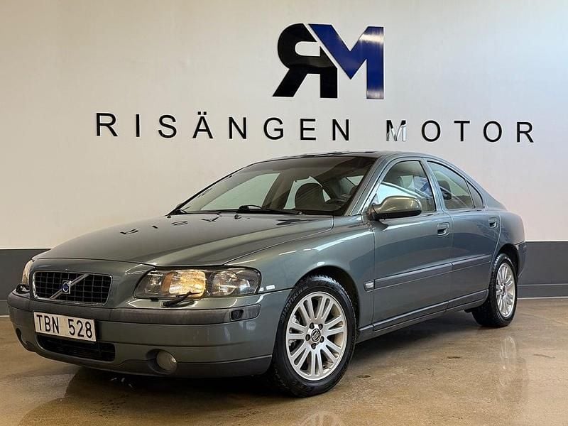 Begagnad Volvo S60 Business Edition 200 HK (147 kW) 2001 Grön Sedan