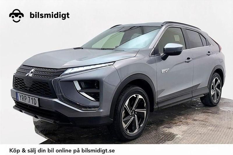 Grå Begagnad 2021 Mitsubishi Eclipse Cross SUV | 249 800 kr (Marknadspris) - Bild 1/3
