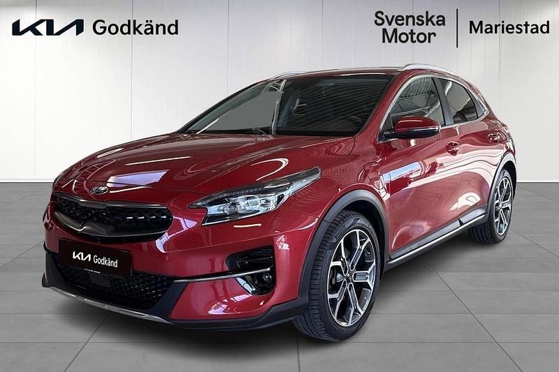 Röd Begagnad 2021 Kia XCeed Advance SUV | 229 900 kr (Marknadspris) - Bild 1/4