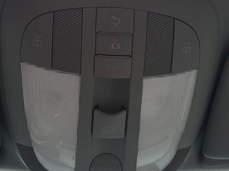 Begagnad Mercedes R320 225 HK (165 kW) 2006 Mörkblå Minibuss