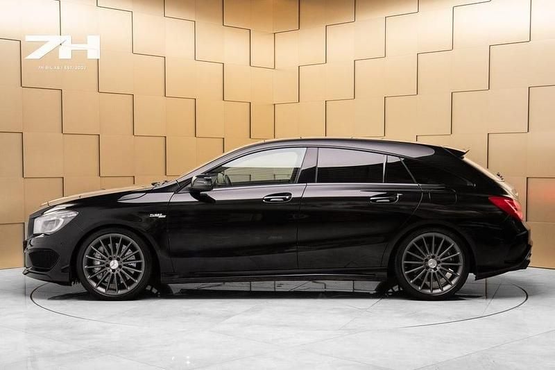 Begagnad Mercedes CLA45 AMG Shooting Brake AMG 360 HK (264 kW) 2015 Svart Kombi