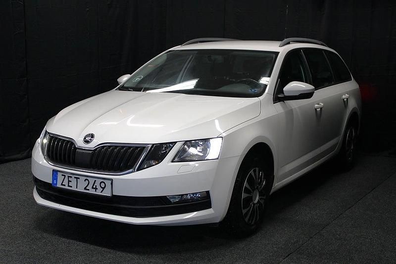 Begagnad Skoda Octavia 116 HK (85 kW) 2018 Vit Kombi
