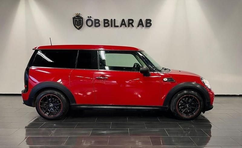 Begagnad Mini One Clubman 98 HK (72 kW) 2014 Röd Kombi