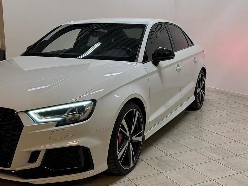 Begagnad Audi RS3 400 HK (294 kW) 2018 Vit Sedan