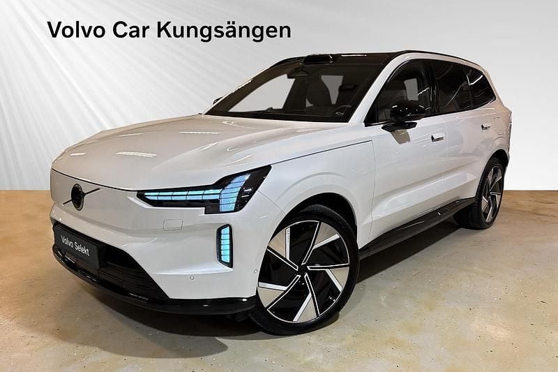 Vit Begagnad 2025 Volvo EX90 Performance SUV | 949 900 kr (Marknadspris) - Bild 1/3