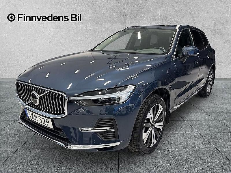 Mörkblå Begagnad 2023 Volvo XC60 Core SUV | 469 000 kr (Bra pris) - Bild 1/4