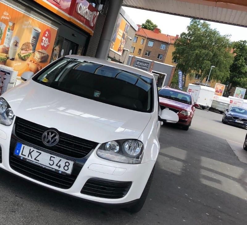 Begagnad 2008 VW Golf VI Halvkombi | 39 900 kr (Marknadspris) - Bild 1/2