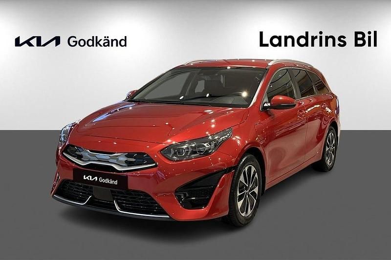 Röd metallic Begagnad 2024 Kia Ceed Sportswagon Advance Kombi | 295 000 kr - Bild 1/4