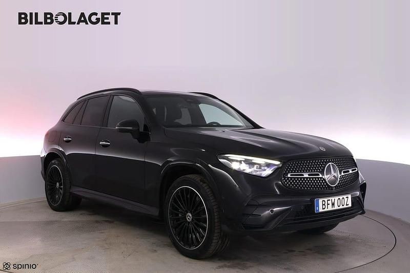 Svart Begagnad 2023 Mercedes GLC300 AMG line SUV | 589 800 kr - Bild 1/4