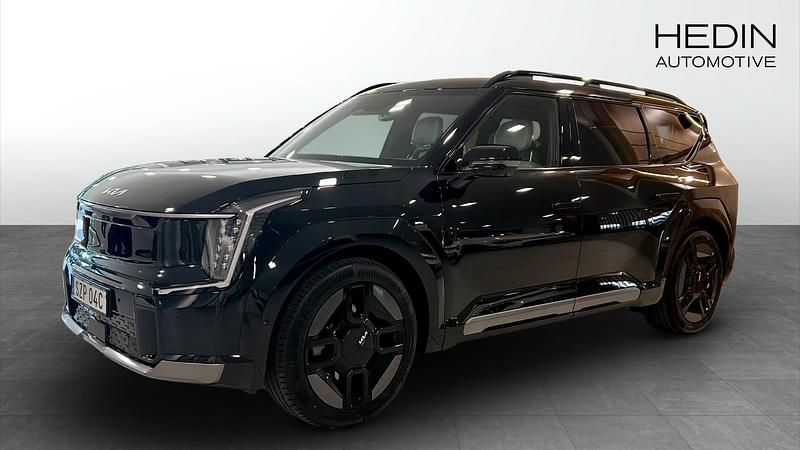 Svart Begagnad 2025 Kia EV9 SUV | 819 900 kr (Dyr) - Bild 1/4