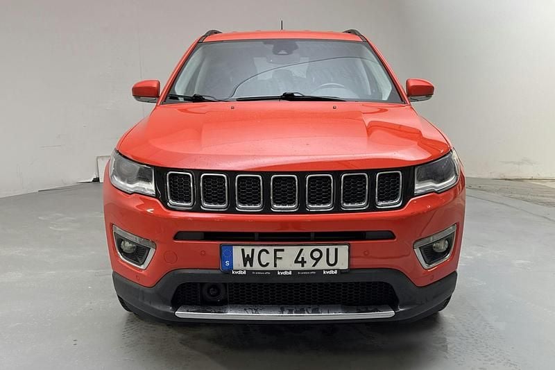 Begagnad Jeep Compass Limited 170 HK (125 kW) 2019 Orange SUV