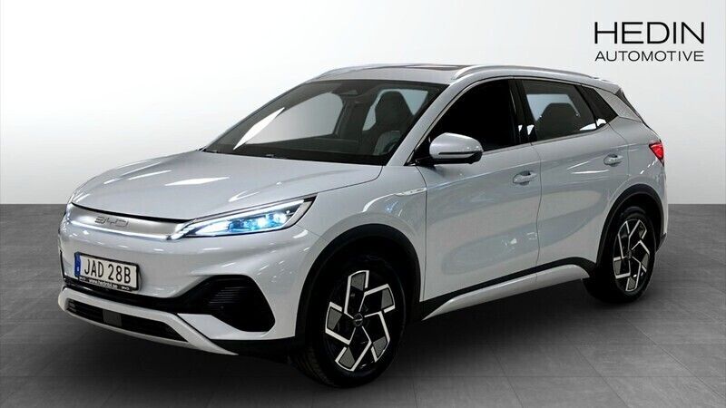 Vit (grey) Begagnad 2022 BYD Atto 3 Design SUV | 279 900 kr (Marknadspris) - Bild 1/4