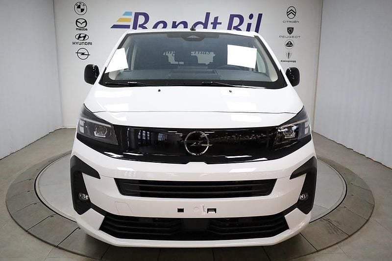 Begagnad Opel Zafira 180 HK (132 kW) 2026 Vit Minibuss
