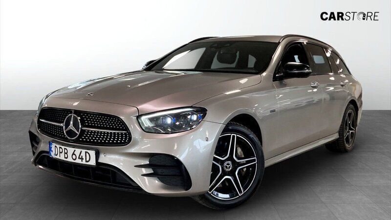 Silver Begagnad 2021 Mercedes E300 AMG Kombi | 339 900 kr (Marknadspris) - Bild 1/4