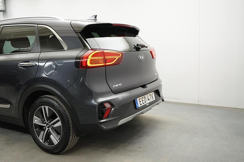 Begagnad Kia Niro 2020 Grå SUV