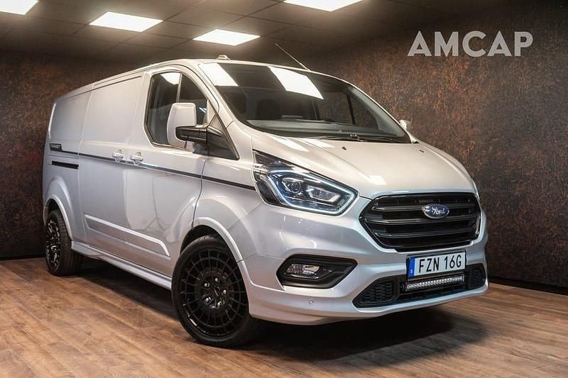 Grå Begagnad 2020 Ford Transit Custom Sport Van | 319 500 kr (Dyr) - Bild 1/4