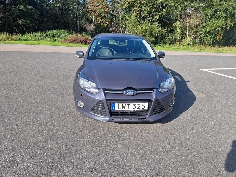 Begagnad 2013 Ford Focus Kombi | 42 000 kr (Superpris) - Bild 1/4