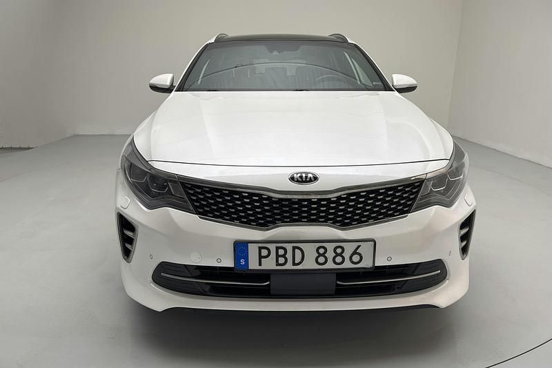 Begagnad Kia Optima GT-Line 141 HK (103 kW) 2017 Vit Kombi