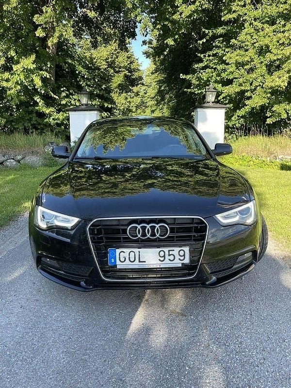Svart Begagnad 2013 Audi A5 Sportback Comfort Halvkombi | 95 000 kr (Bra pris) - Bild 1/4