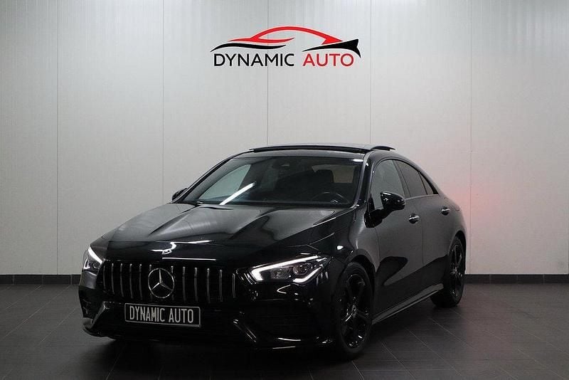 Svart Begagnad 2021 Mercedes CLA200 AMG Sportkupé | 359 900 kr (Lite dyr) - Bild 1/4