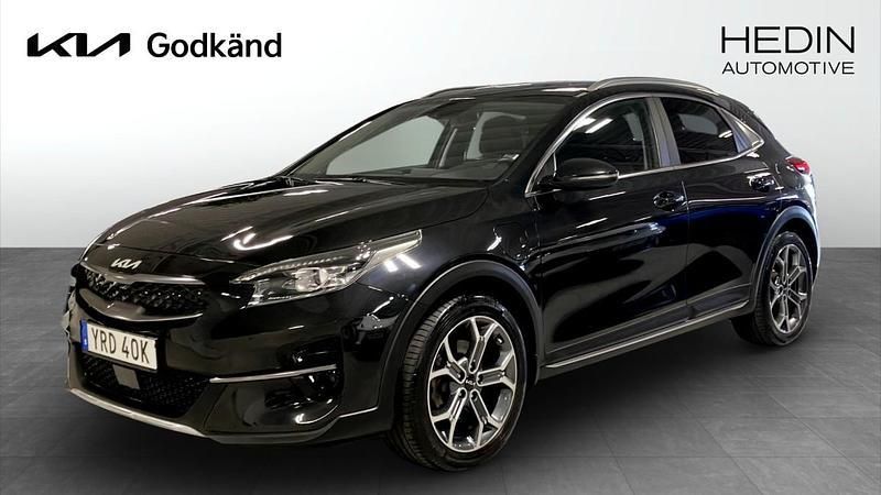 Svart (black) Begagnad 2022 Kia XCeed Advance SUV | 249 900 kr (Marknadspris) - Bild 1/4