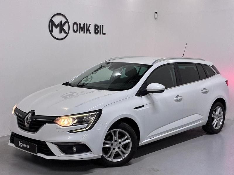 Vit Begagnad 2017 Renault Mégane GrandTour Kombi | 104 900 kr (Marknadspris) - Bild 1/4