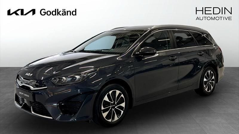 Grå (grey) Begagnad 2022 Kia Ceed Sportswagon Advance Kombi | 259 900 kr (Marknadspris) - Bild 1/4
