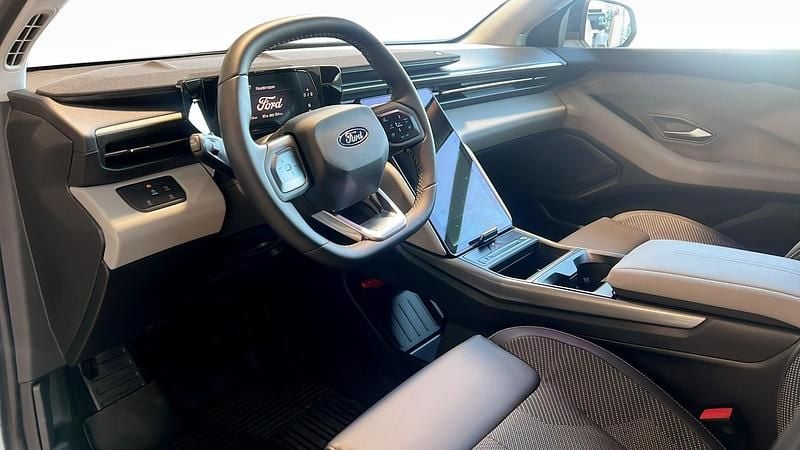 Ny Ford Explorer 210 kW (286 HK) 2026 Frozen white SUV