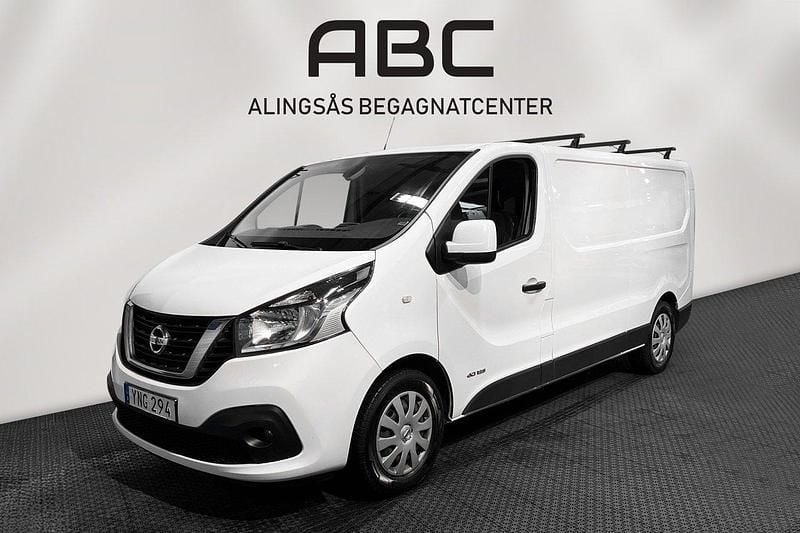 Vit Begagnad 2018 Nissan NV300 Van | 129 900 kr (Marknadspris) - Bild 1/4