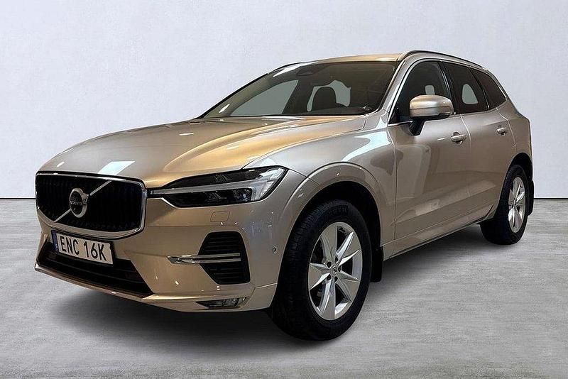 Ljusgrå Begagnad 2022 Volvo XC60 Core SUV | 459 900 kr (Dyr) - Bild 1/4