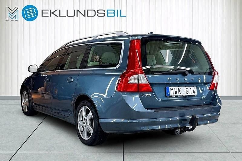 Begagnad Volvo V70 Summum 180 HK (132 kW) 2012 Blå Kombi