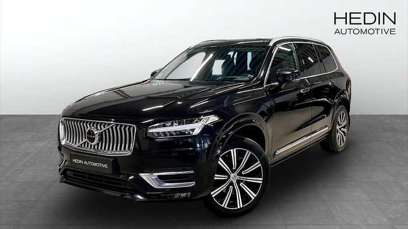 Svart (black) Begagnad 2019 Volvo XC90 Inscription SUV | 499 700 kr (Dyr) - Bild 1/4