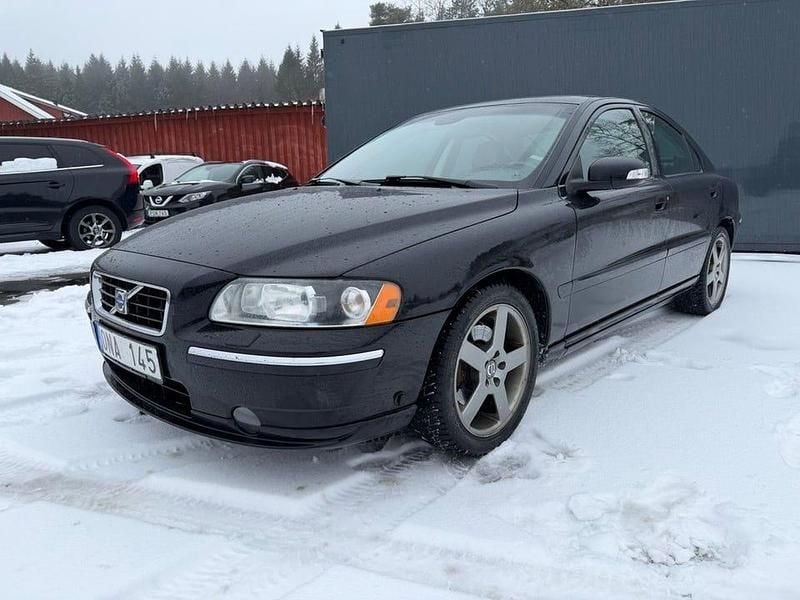 Begagnad Volvo S60 Summum 209 HK (153 kW) 2007 Svart Sedan