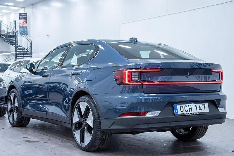 Begagnad Polestar 2 Long Range Single Motor 219 kW (299 HK) 2023 Mörkblå Halvkombi