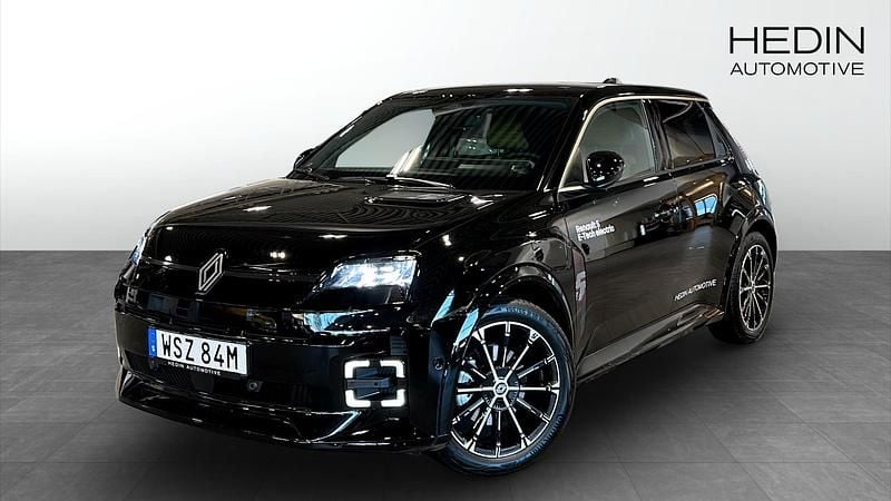 Vit Begagnad 2025 Renault R5 Iconic Halvkombi | 364 900 kr (Dyr) - Bild 1/4