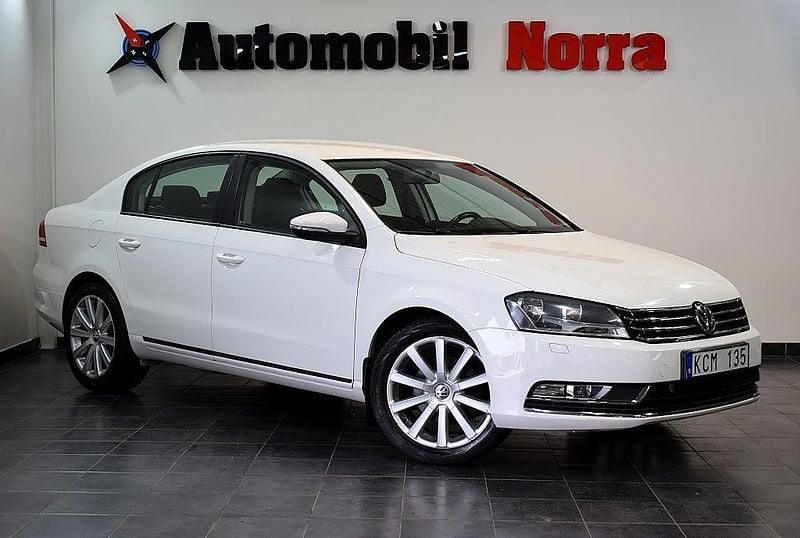 Begagnad VW Passat 105 HK (77 kW) 2011 Vit Sedan