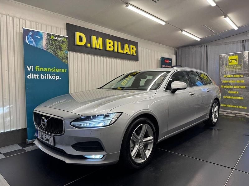 Silver Begagnad 2017 Volvo V90 Momentum Kombi | 184 900 kr (Marknadspris) - Bild 1/4