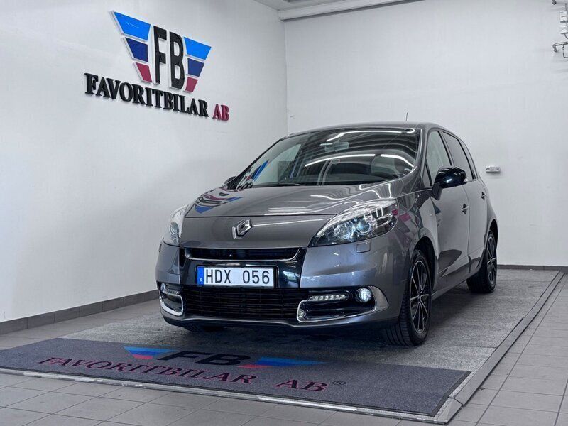 Grå Begagnad 2012 Renault Scénic III Bose Edition Minibuss | 75 000 kr (Marknadspris) - Bild 1/4